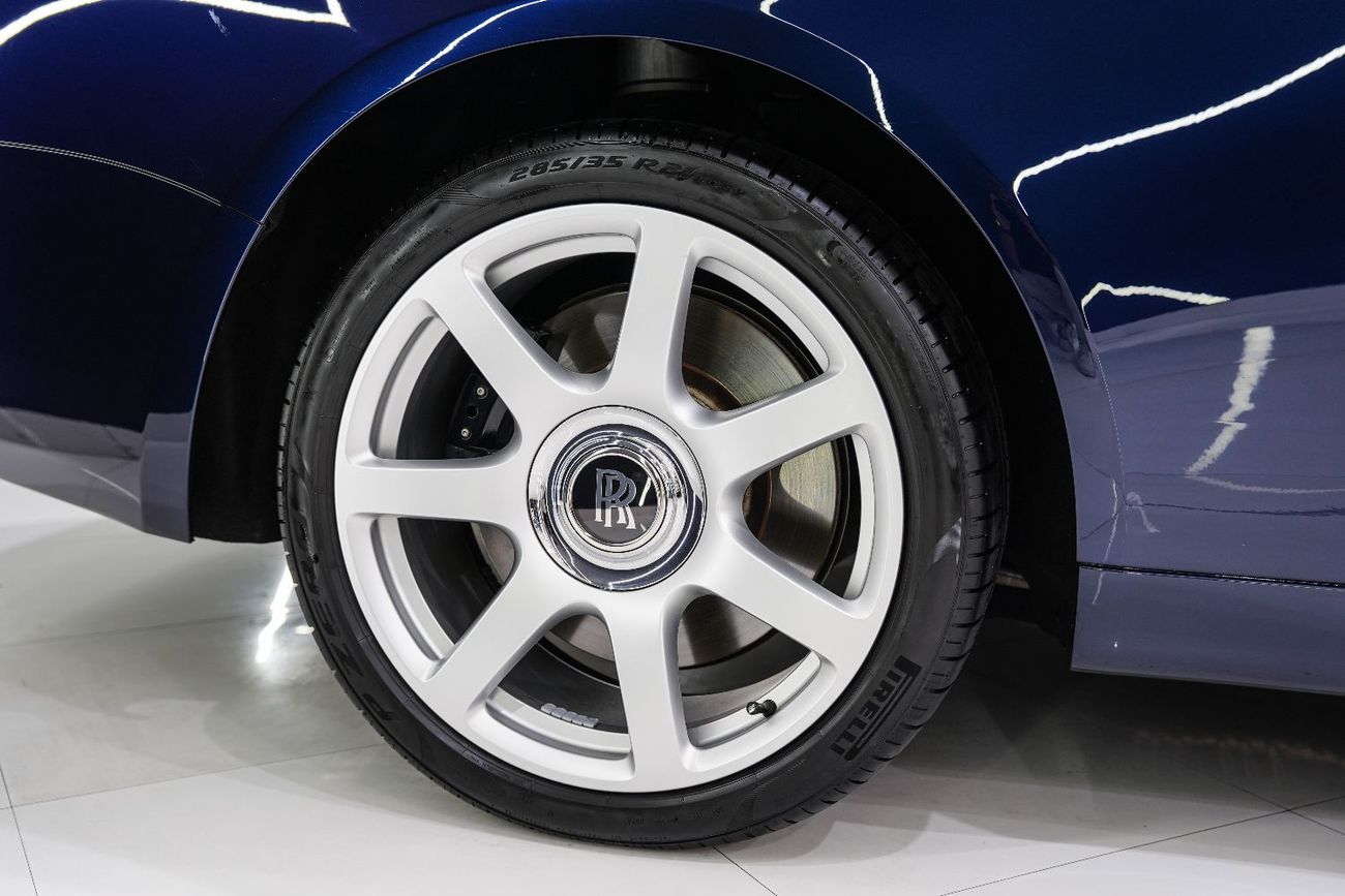 رولز رويس واريث 2019 Rolls Royce Wraith, Two-Tone Exterior, Canadel Panelling Trim, Very Low Mileage