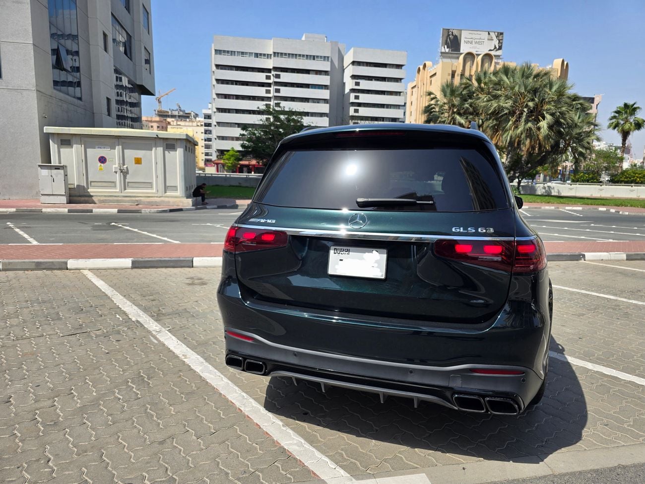 مرسيدس بنز GLS 63 AMG 4MATIC