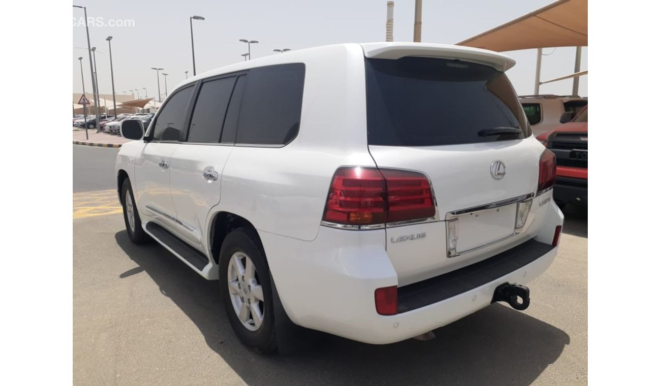 Lexus LX570