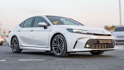 تويوتا كامري 2026 Toyota Camry 2.5L LE Hybrid with panorama roof AT