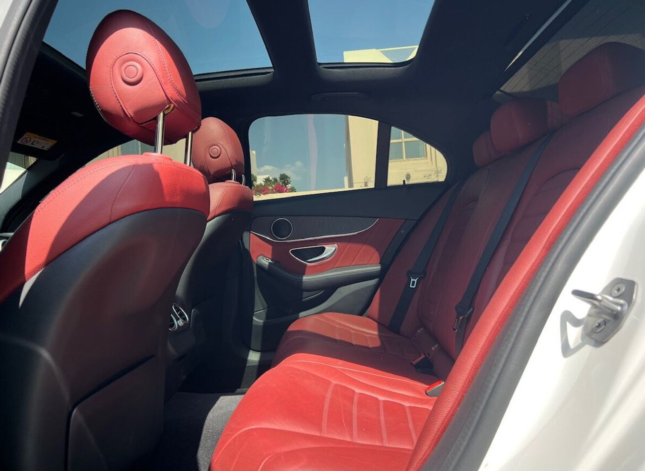 Mercedes-Benz C 200 صبغ  وسرفس الوكاله، عقد صيانه ضمان سنه