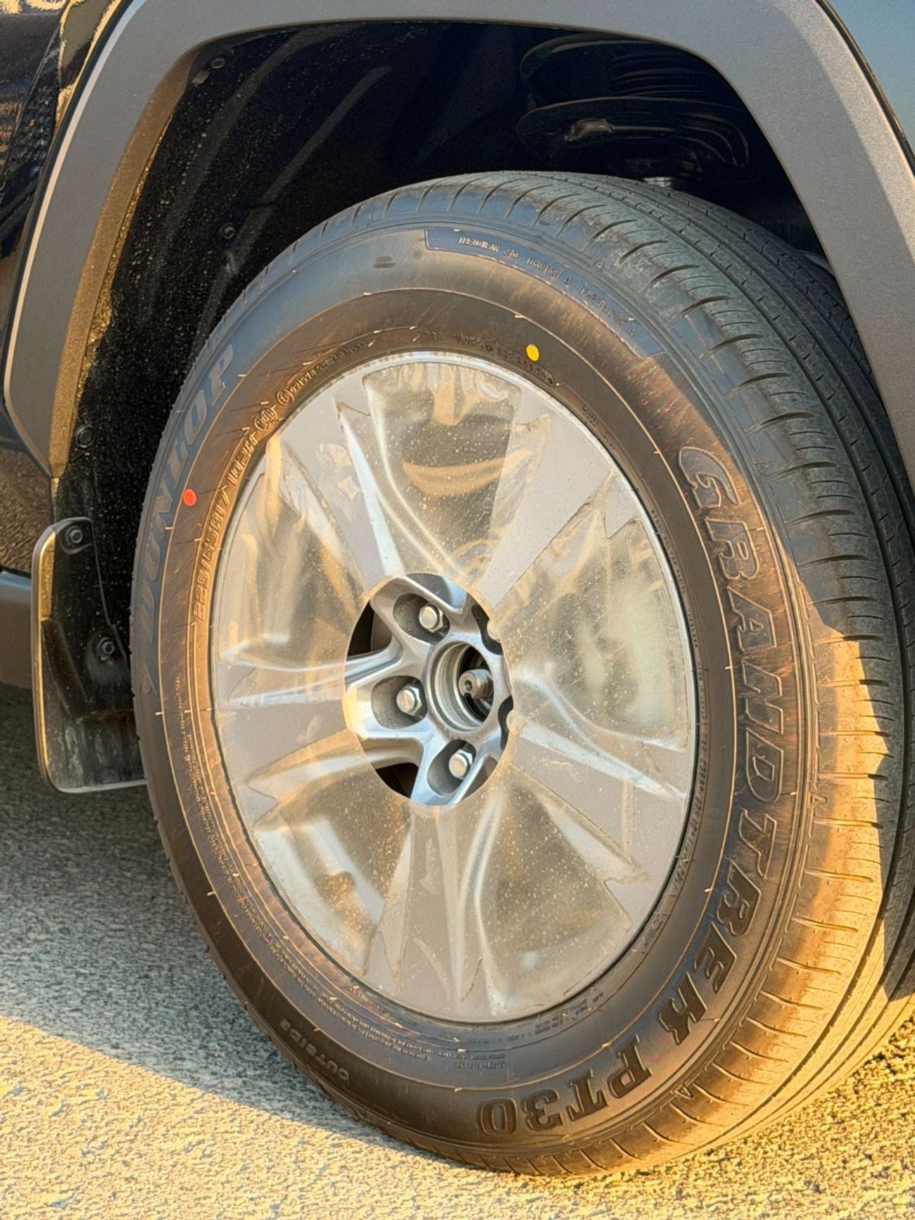 Toyota RAV4 XLE PETROL A/T