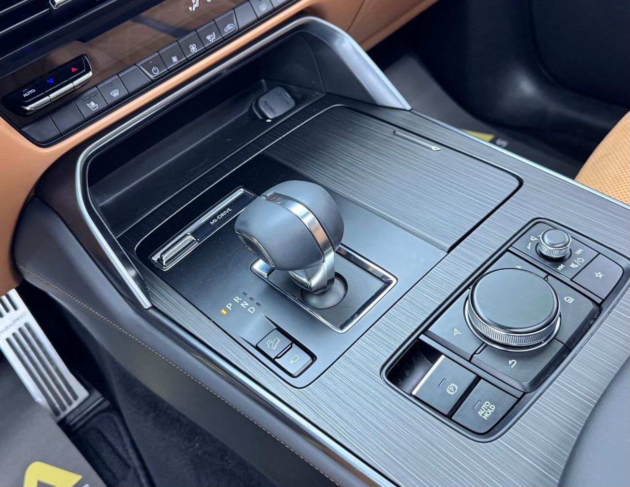 Mazda CX60 2025 Mazda CX-60 e-Skyactiv-G, 5 Years Warranty, Low Km, Excellent Condition, GCC