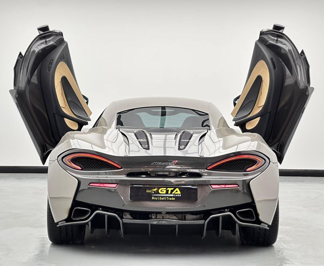 McLaren 570S 2017 McLaren 570s, Full Service History, Excellent Condition, GCC