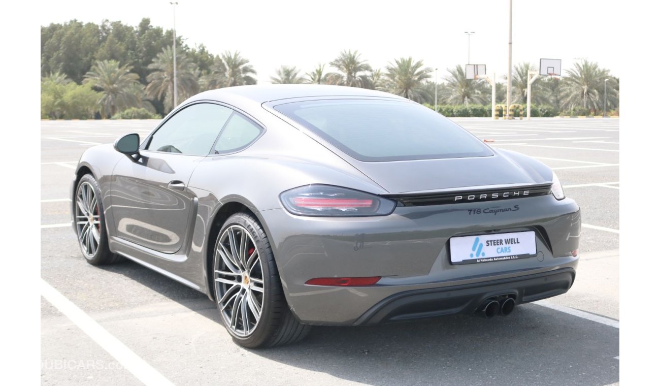 Porsche Cayman S 718 WITH GCC SPECS 3 YEARS WARRANTY AND SERVICE CONTRACT - VAT EXCLUSIVE