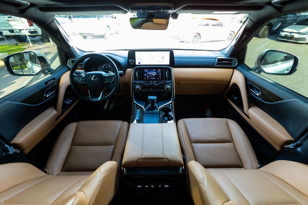 لكزس LX 600 Signature 3.5L ( CYL)