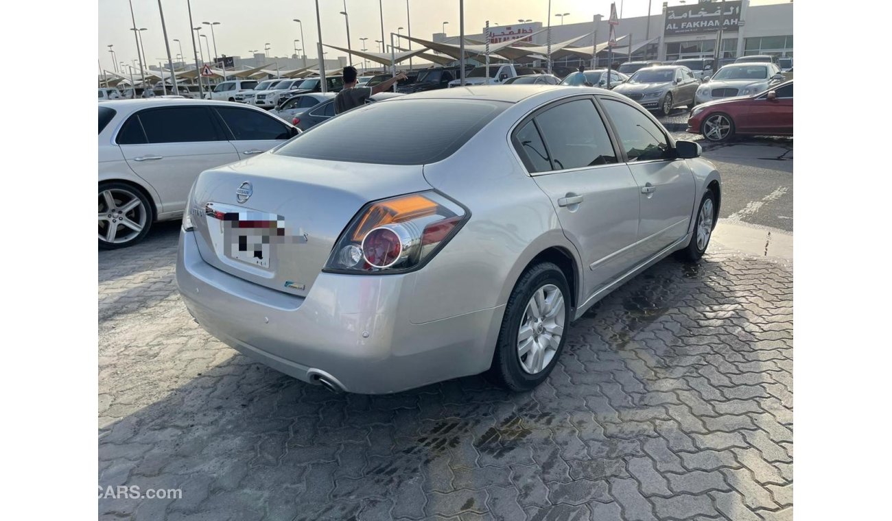 Nissan Altima 2010 model gcc 4 cylinder cattle 250000