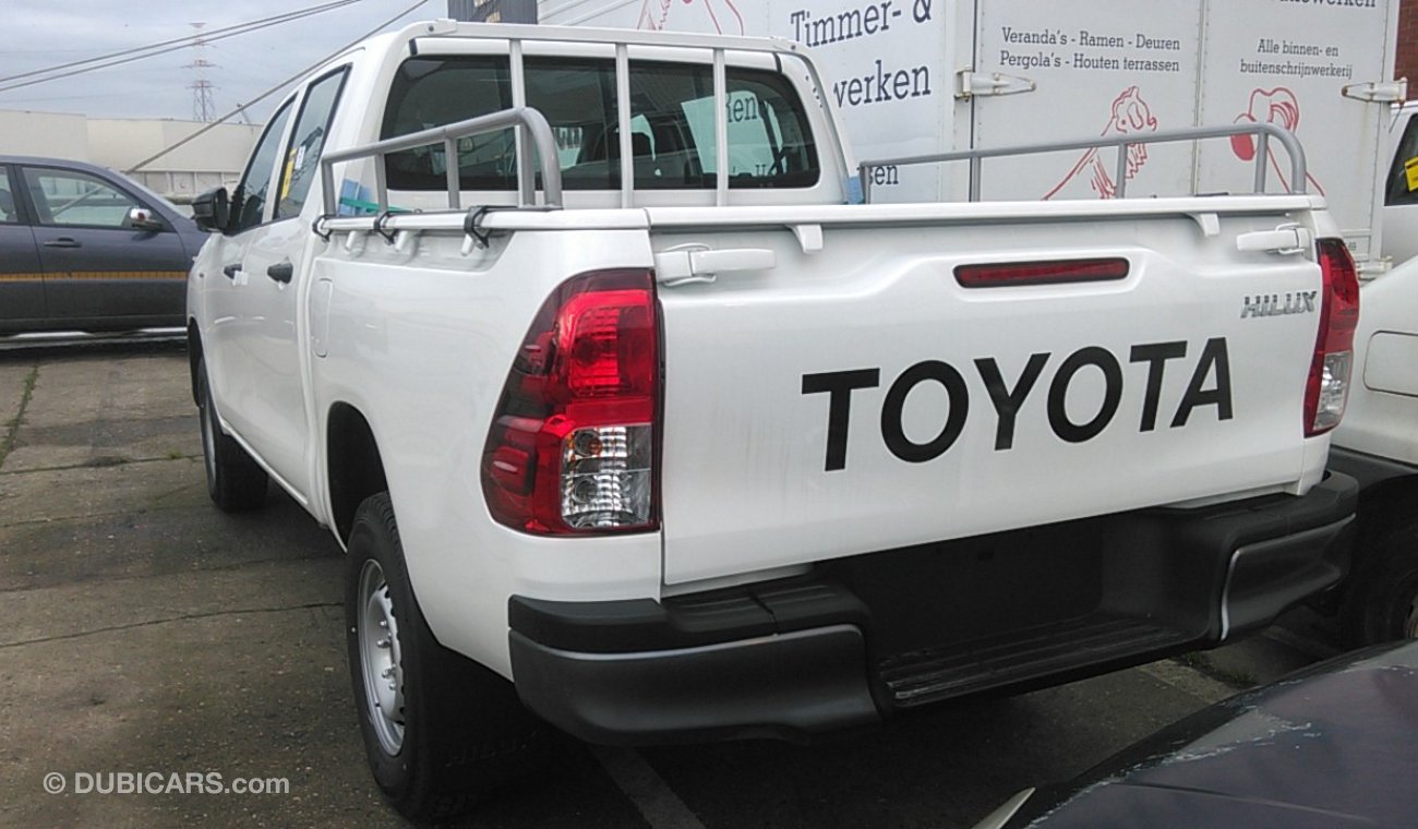 Toyota Hilux 3.0 Diesel 4x4 Dual Cabin MT 3 year/100,000km warranty for Africa