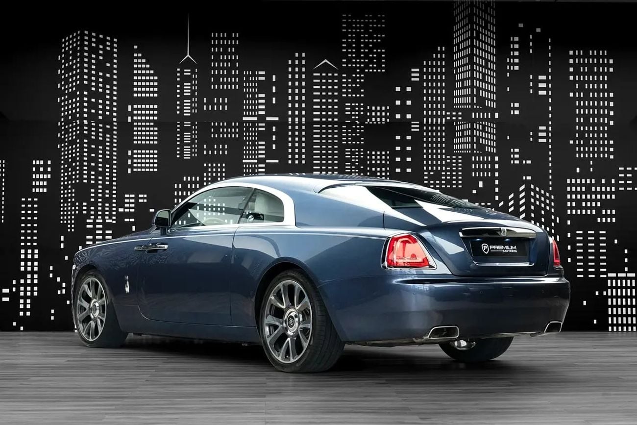 Rolls-Royce Wraith ROLLS ROYCE | WRAITH SILVER BADGE | GCC SPECS LOW MILEAGE