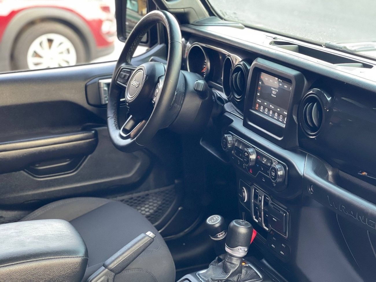 Jeep Wrangler Sport 3.6L M/T 3.6L V6 / LOW MILEAGE / HURRICANE LIFT KIT / LENSO RIMS / IN PERFECT CONDITION