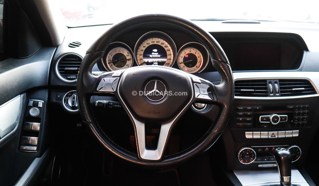 Mercedes-Benz C 200 Gulf panorama model 2013 silver color cruise control in excellent condition, you do not need any exp