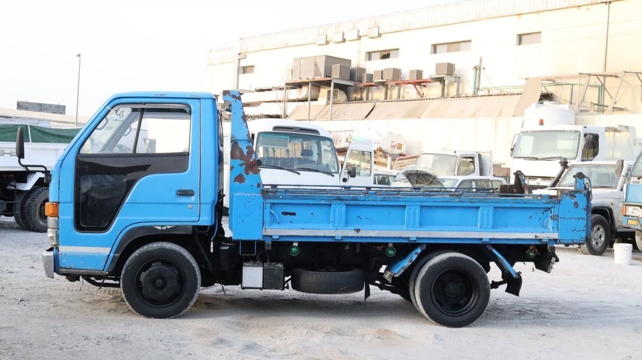 Isuzu Elf 