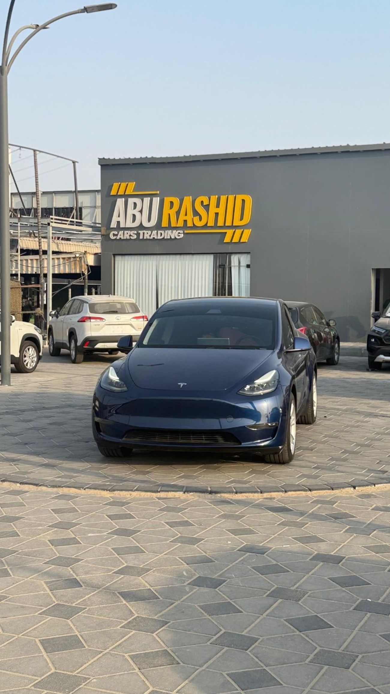 Tesla Model Y Long Range (AWD)