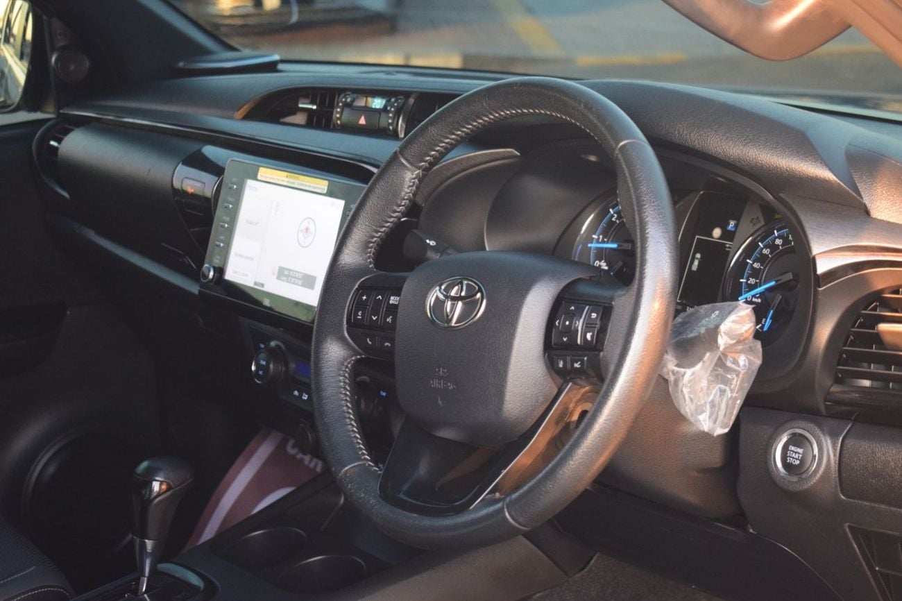Toyota Hilux DIESEL HILUX ROGUE ,2.8L ,RIGHT HAND HAND DRIVE ,AUTO TRANSMISSION