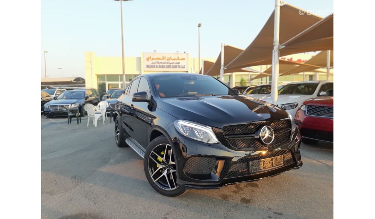 Mercedes-Benz GLE 43 AMG مرسيدس بنز GLE 43 كوبيه خليجي صبغ وكالة بدون حوادث فل اوبشين فتحة جلد بانوراما يوجد كاميرا خلفية نظي