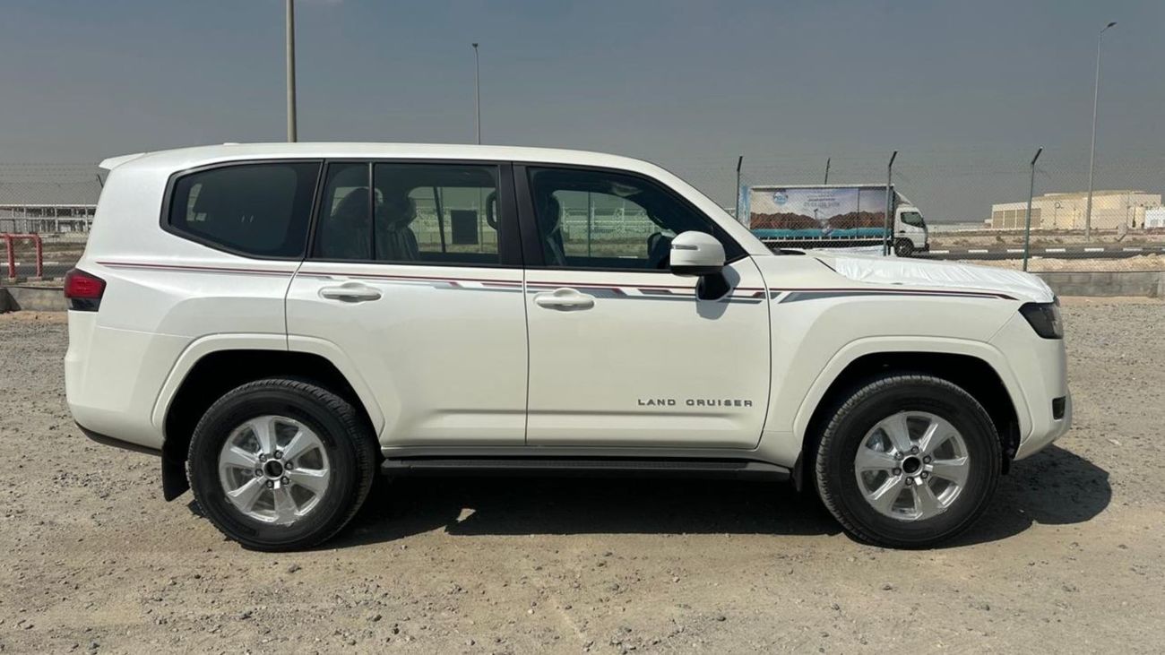 تويوتا لاند كروزر GX-R . 3.5L . Petrol . V6 . 4WD . 7 Seater . 4 Door