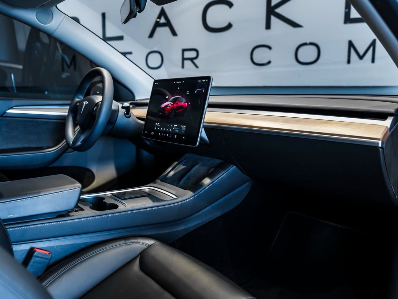 Tesla Model Y 2024 Tesla Model Y Performance, 2027 Tesla Warranty, 2031 Battery Warranty, Low KMs, GCC