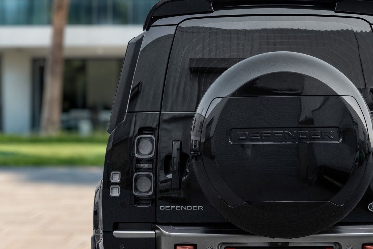 Land Rover Defender Defender X P400 | 4,505 P.M | 0% Downpayment | Land Rover Warranty!