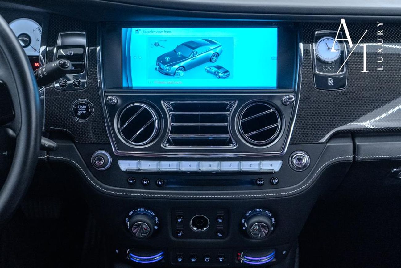 Rolls-Royce Wraith Black Badge 2017 Rolls Royce Wraith Black Badge, Full Rolls Royce Service History, Carbon Fiber Pack