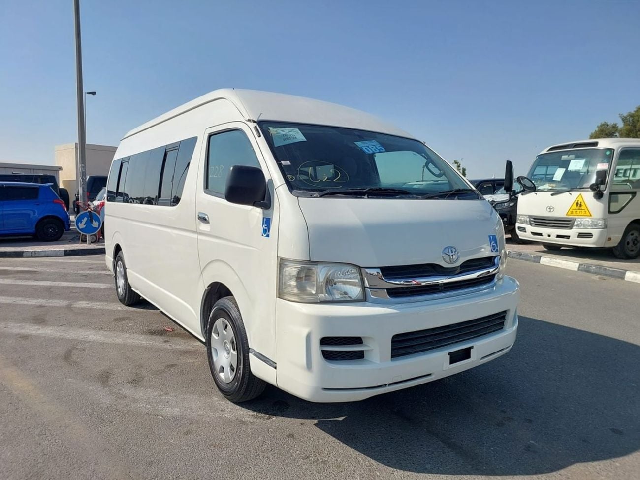 تويوتا هاياس (RAMADAN OFFER) TOYOTA HIACE VAN RHD 2009 MODEL 2.7 L PETROL AUTOMATIC(PM65726)