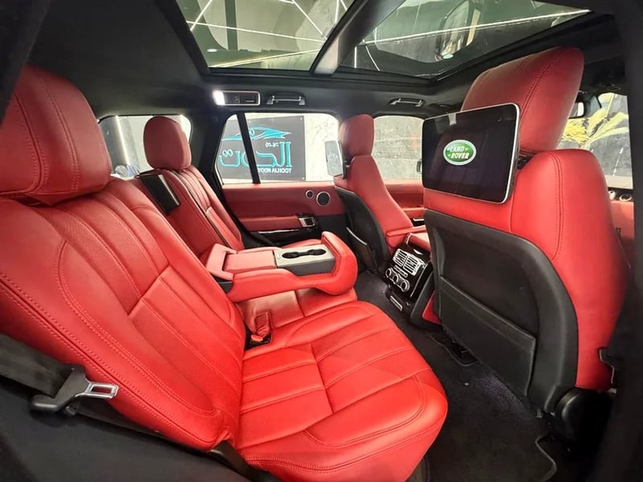 لاند روفر رينج روفر AUTOBIOGRAPHY SUPERCHARGED RR VOGUE V8 || FACELIFT || GCC || TOP RANGE || PANORAMIC ROOF