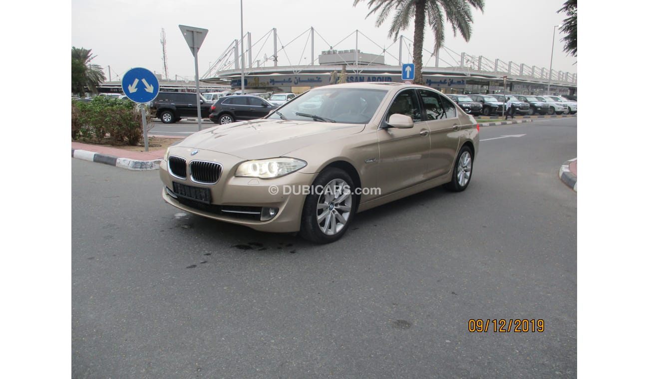 BMW 523i BMW 523i GULF SPACE FULL OPTIONS 2011 V6