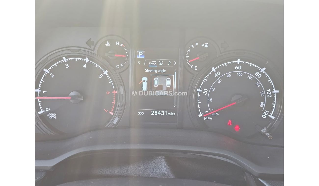 Toyota 4Runner 2022  Toyota 4RUNNER SR5 full option sunroof, 4x4 and 360 cameras