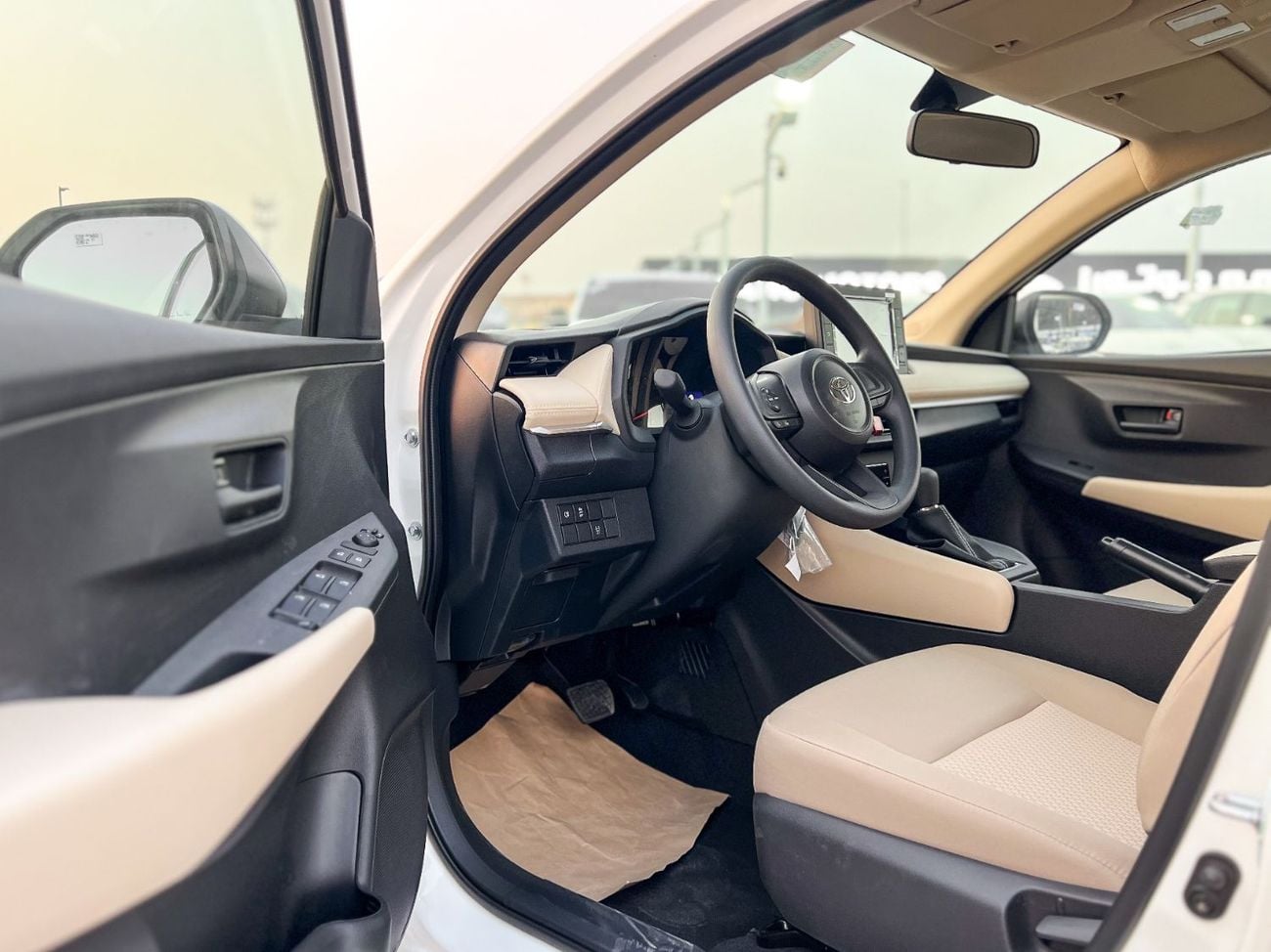 تويوتا يارس EXPORT PRICE - Toyota Yaris E STD 1.5L