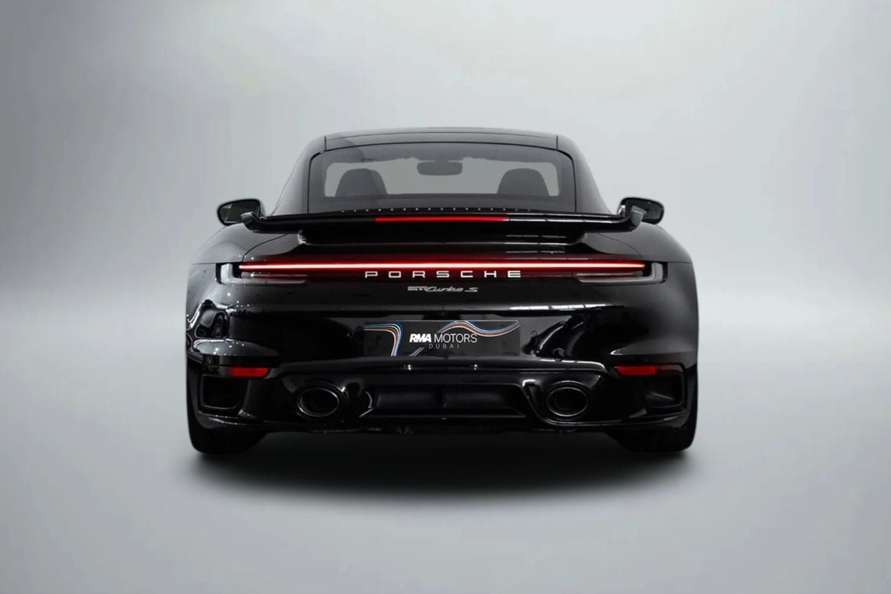 Porsche 911 STD Turbo S 3.8L (640 HP) Coupe