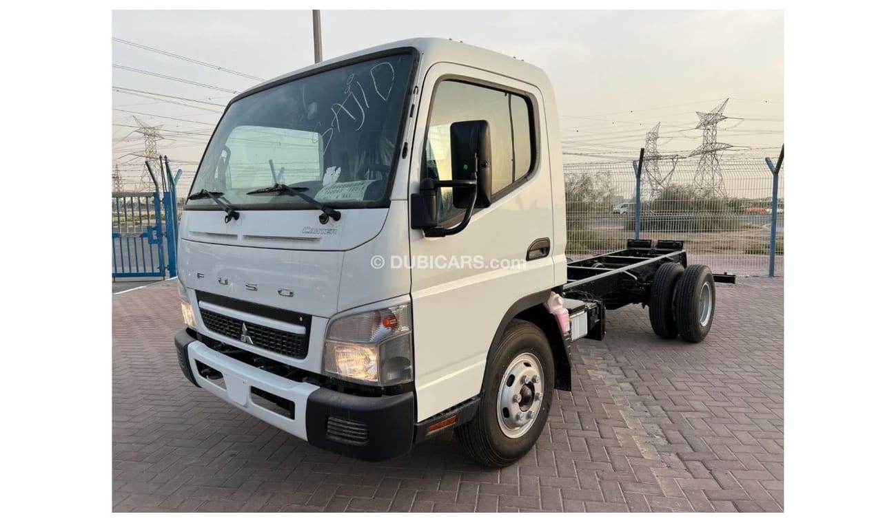 Mitsubishi Fuso Canter Fuso 14-ft Long Chassis 4.2L without Turbo
