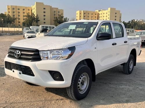 تويوتا هيلوكس Toyota Hilux Double Cabin 2.4L 4-Cyl  Diesel Manual Transmission 4x4 2025