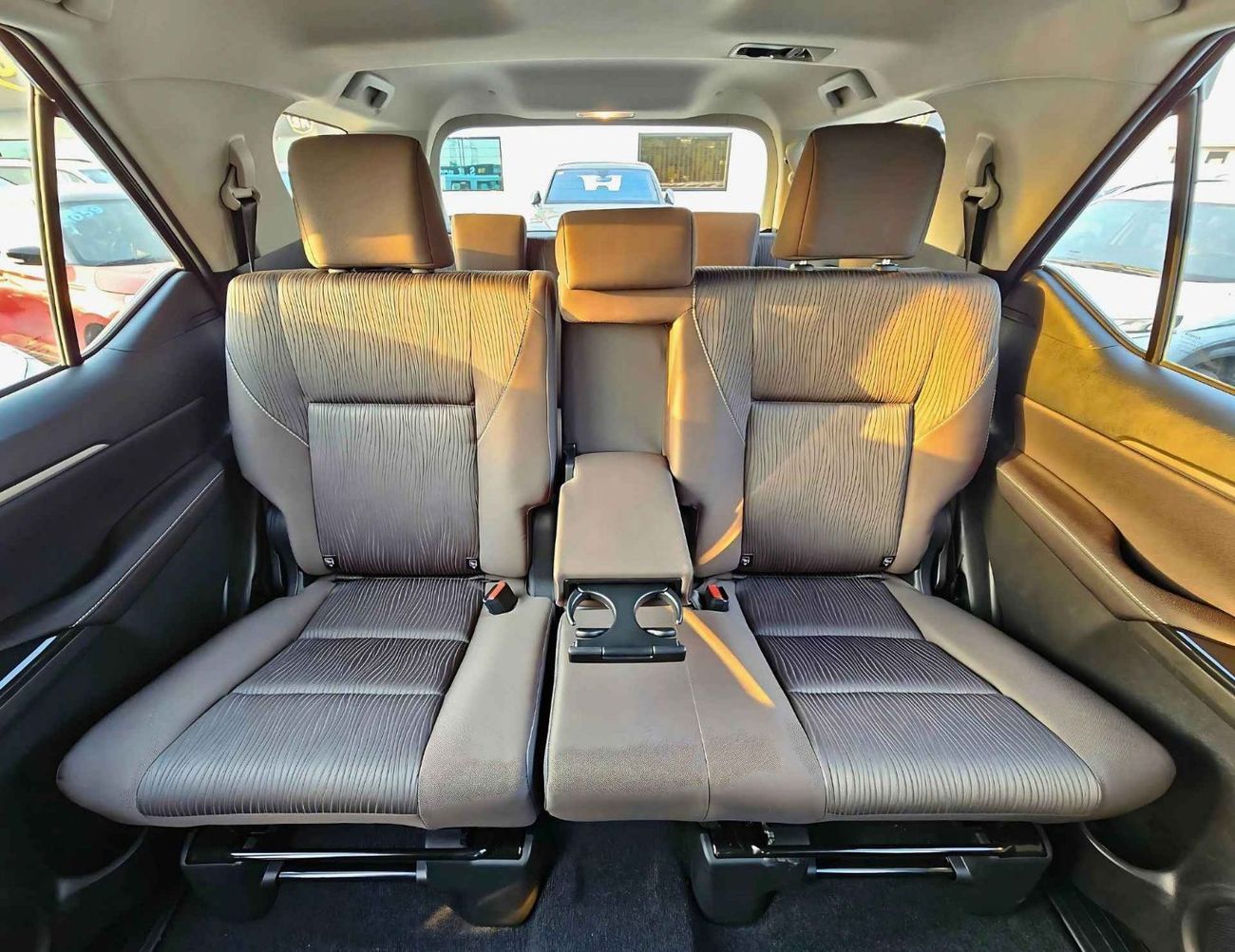 Toyota Fortuner 4.0L V6 PETROL / AUTO AC / DIFF LOCK / DVD CAMERA (CODE # F6S)