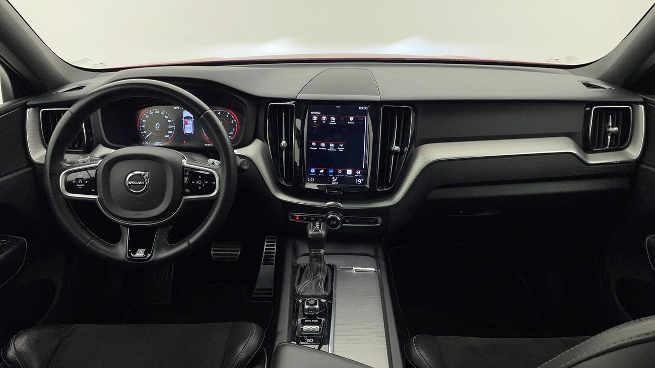 Volvo XC60 T5 R DESIGN 2 | Zero Down Payment | Home Test Drive