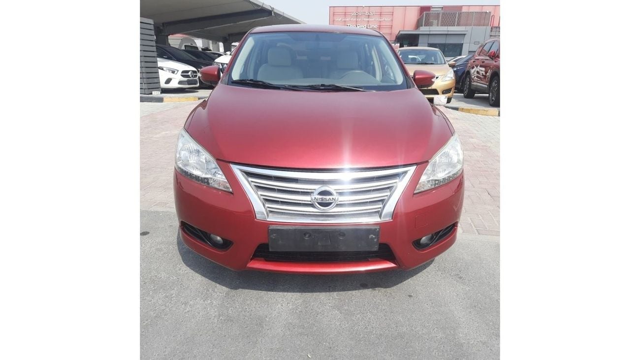 Nissan Sentra SV Nissan Sentra 2013 gcc 1.8 SL full options  IN very excellent condition  clean car  full gloss  n