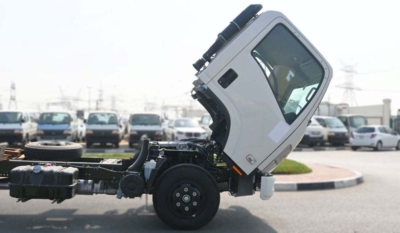 إيسوزو NQR Isuzu Nqr /4,6 diesel engine / short chassis Model 2024