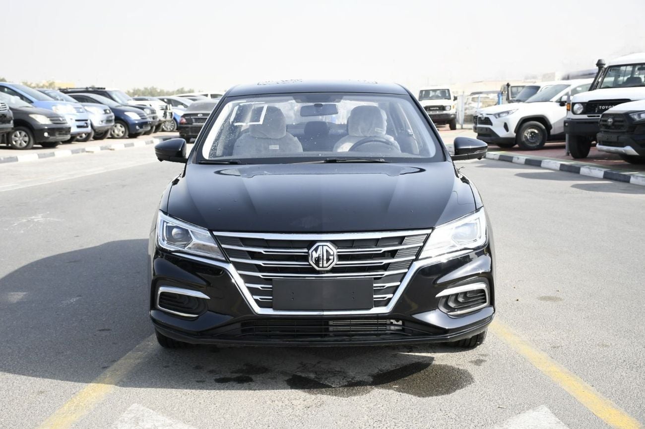 MG 5 DEL 2025 MG 5 1.5L is the top-tier variant