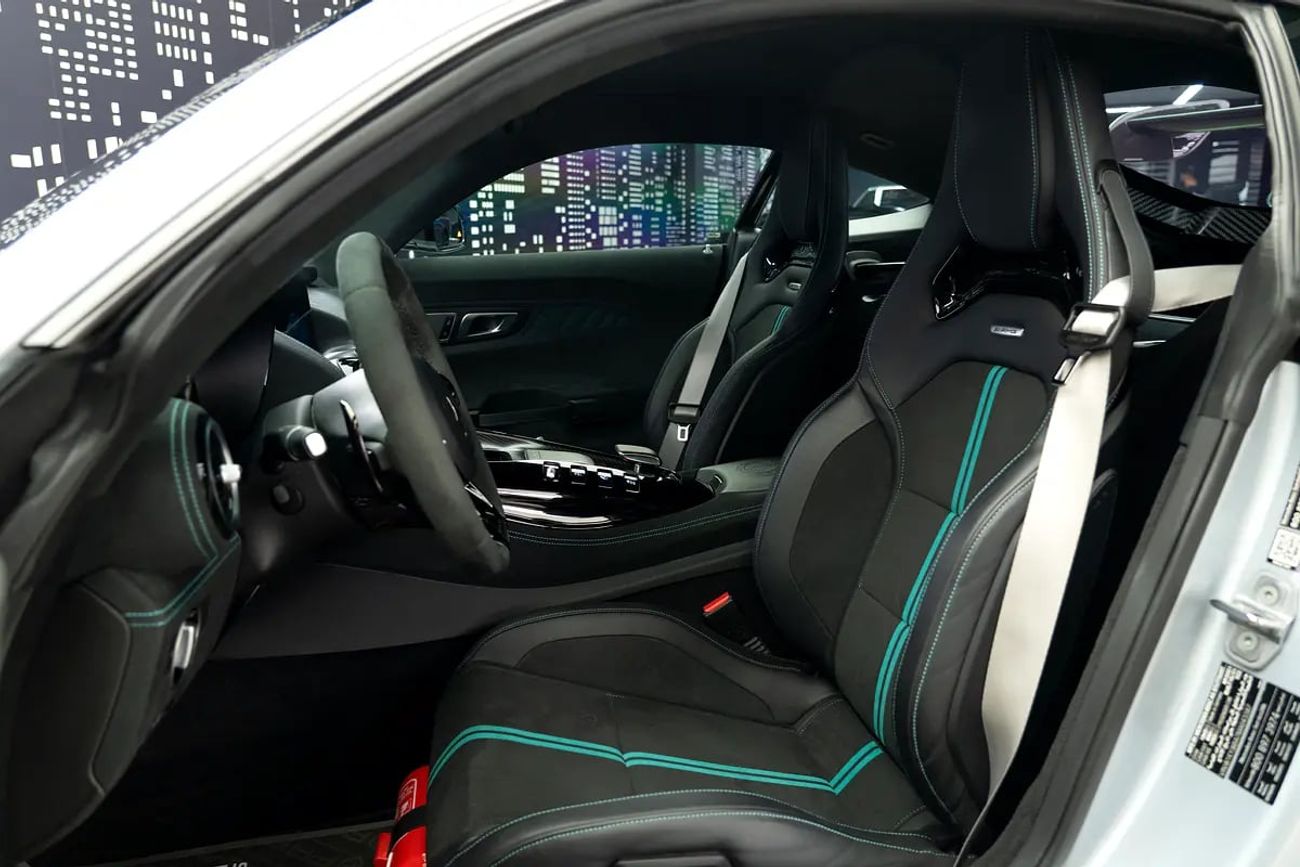 Mercedes-Benz AMG GTR