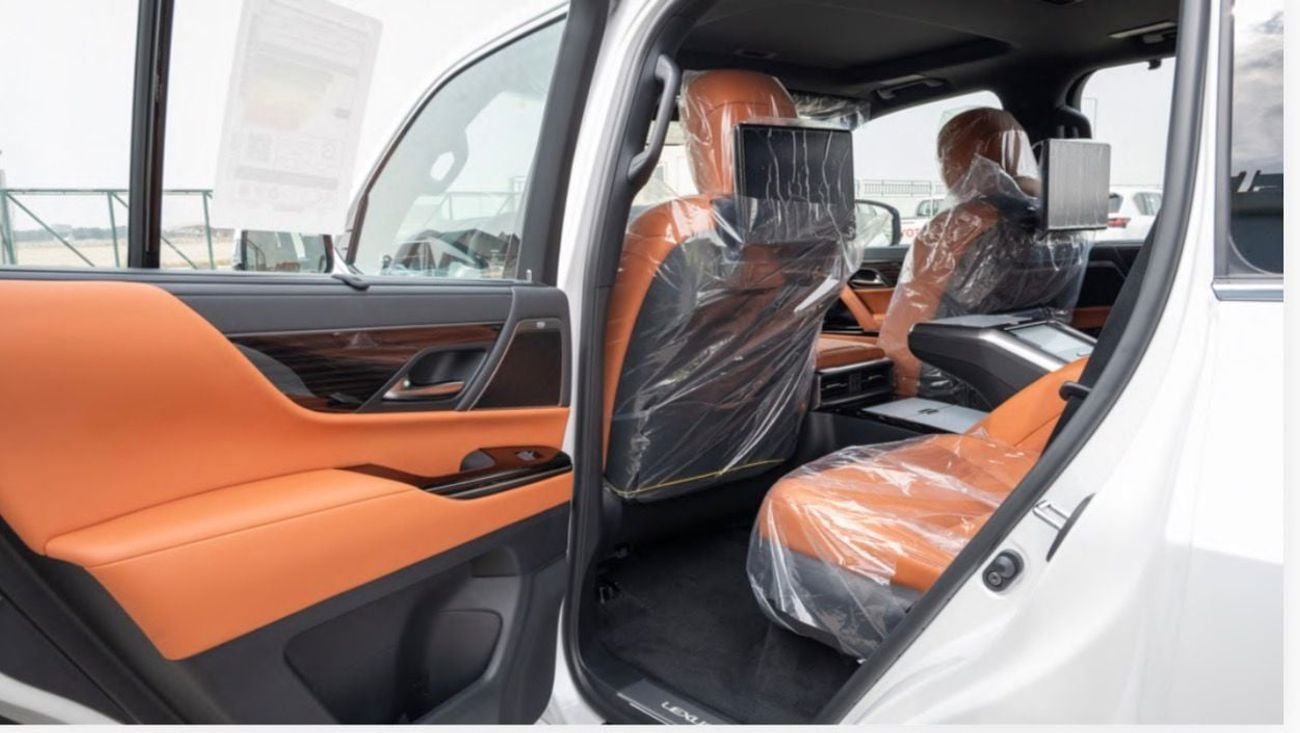 لكزس LX 700h VIP