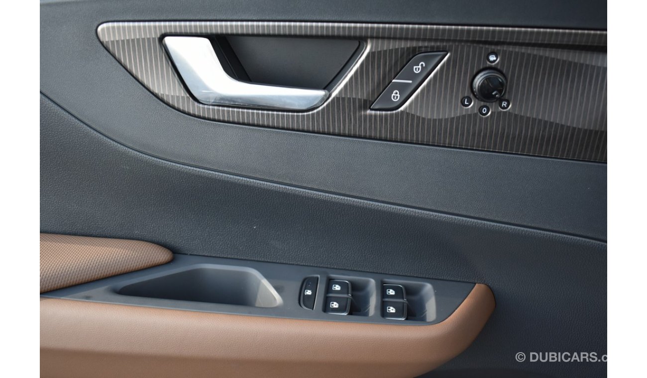 HONGQI EQM5 MY22 - WHT_TAN - RANGE 430KM