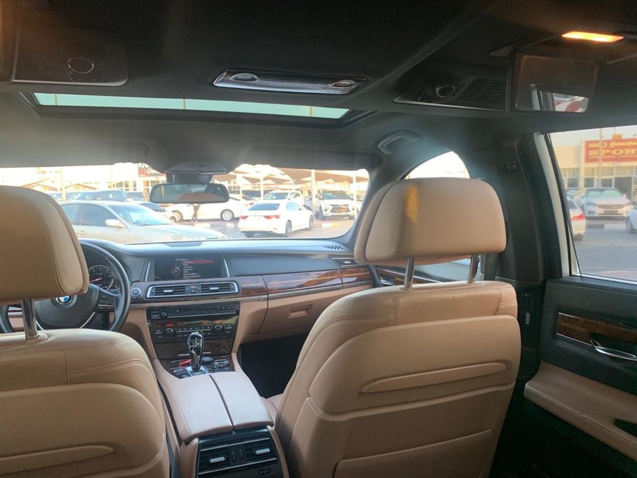 BMW 750Li Exclusive BMW 750 Li_TWIN POWER TERBO _GCC_2015_Excellent Condition _Full option