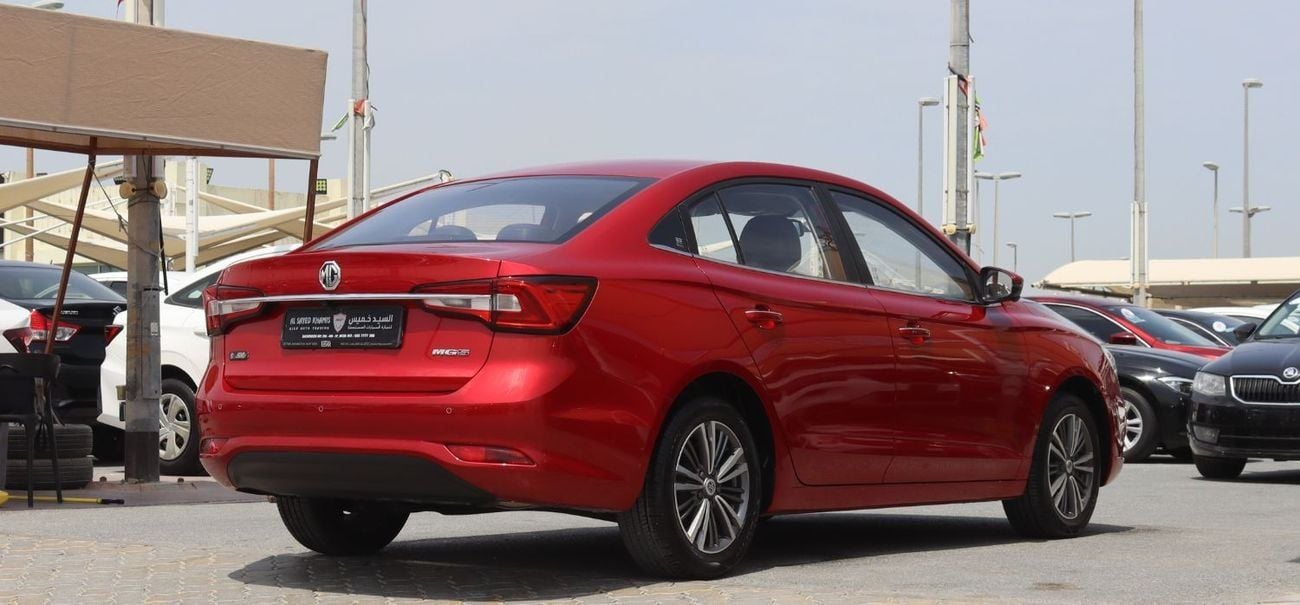 أم جي 5 ام جى 5 - 2024- خليجى - فل أوبشن - بمحرك 1.5- تشيكات وكاله - بحاله ممتازه من الداخل والخارج