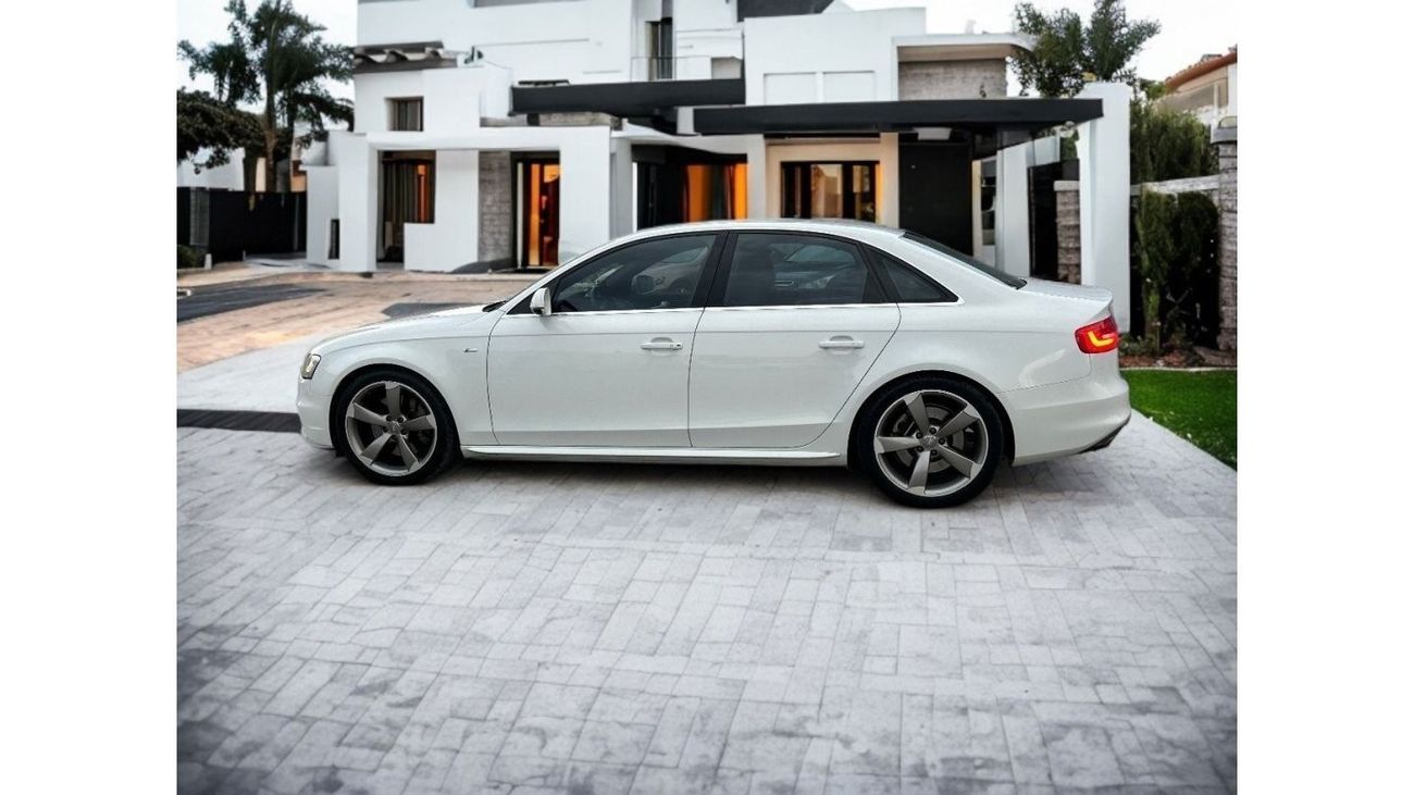 Audi A4 TFSI quattro S-Line ORIGNAL PAINT | AUDI A4 3.0T S-LINE | FULL OPTION | WELL MAINTAINED | GCC