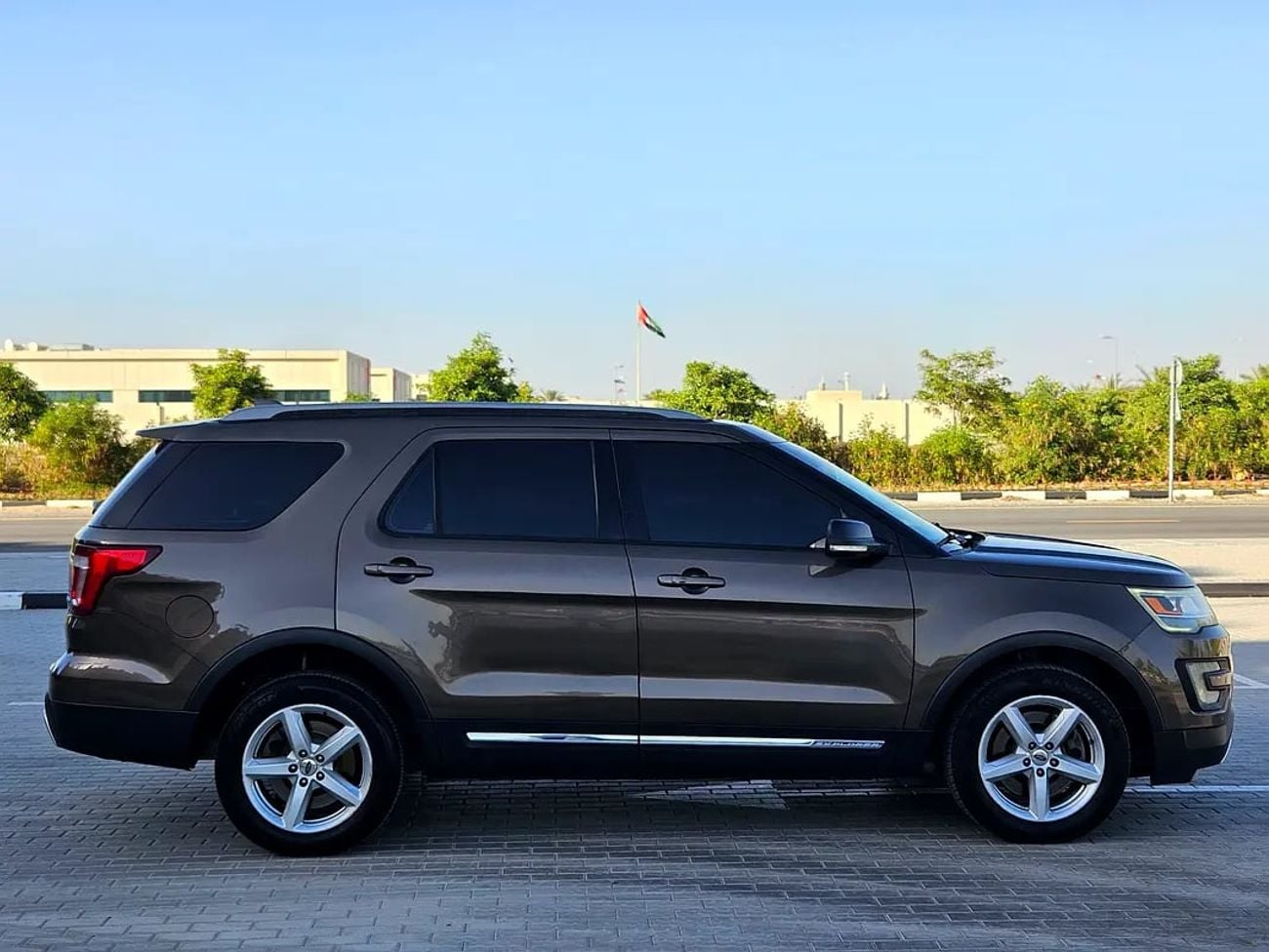 فورد إكسبلورر GCC XLT Full Option Top With Panoramic Roof Premium Condition Single Owner SUV