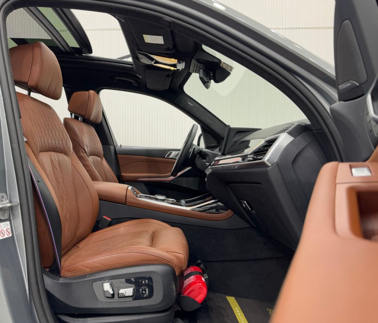 بي أم دبليو X7 xDrive40i Luxury M Sport Package 3.0L 2024 BMW X7 xDrive40i M Pack, Agency Warranty 5years or 200k+ 