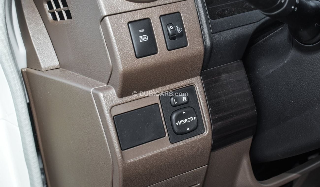 Toyota Land Cruiser 70 4.0L V6 Auto Transmission