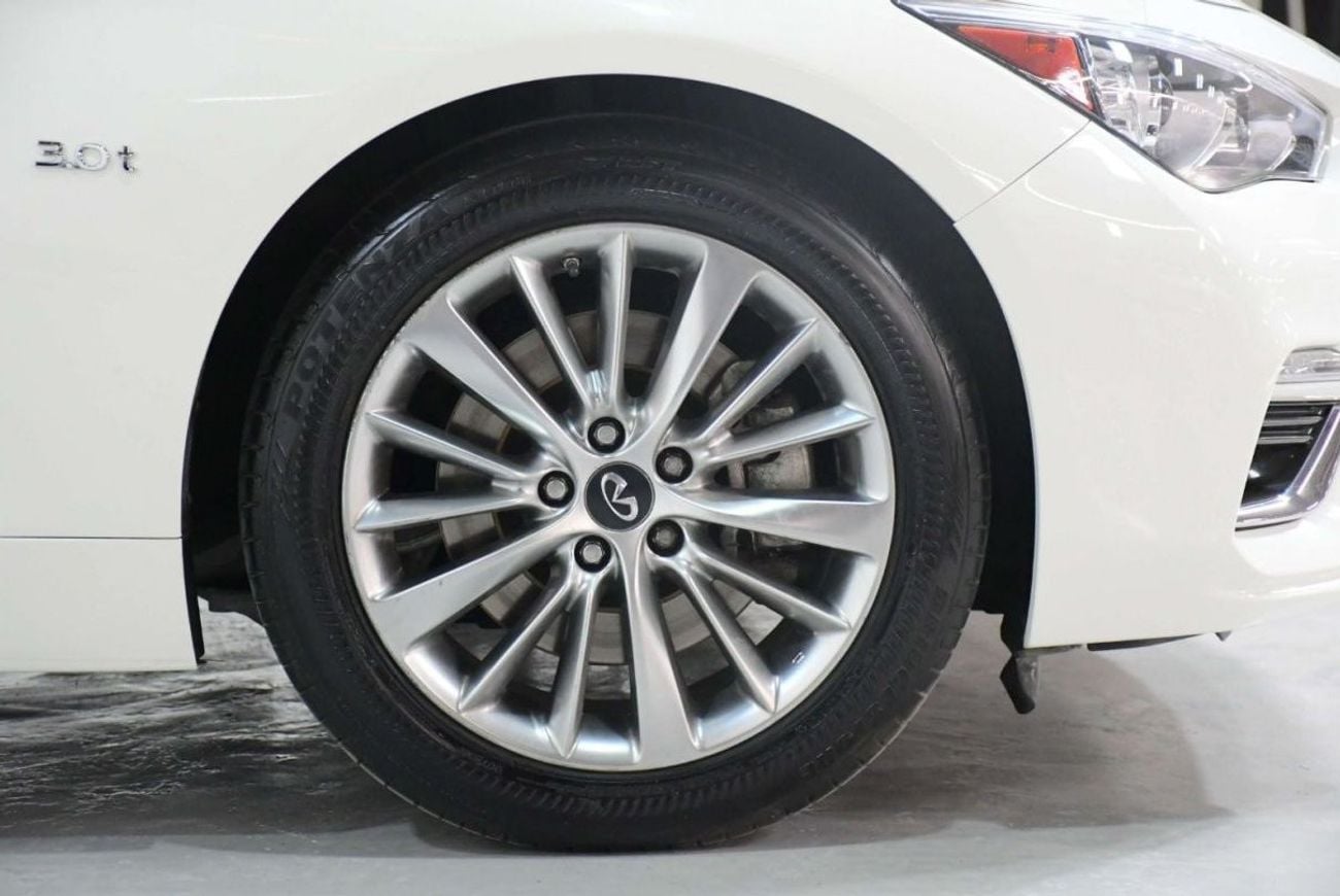 إنفينيتي Q50 لاكس لاكس