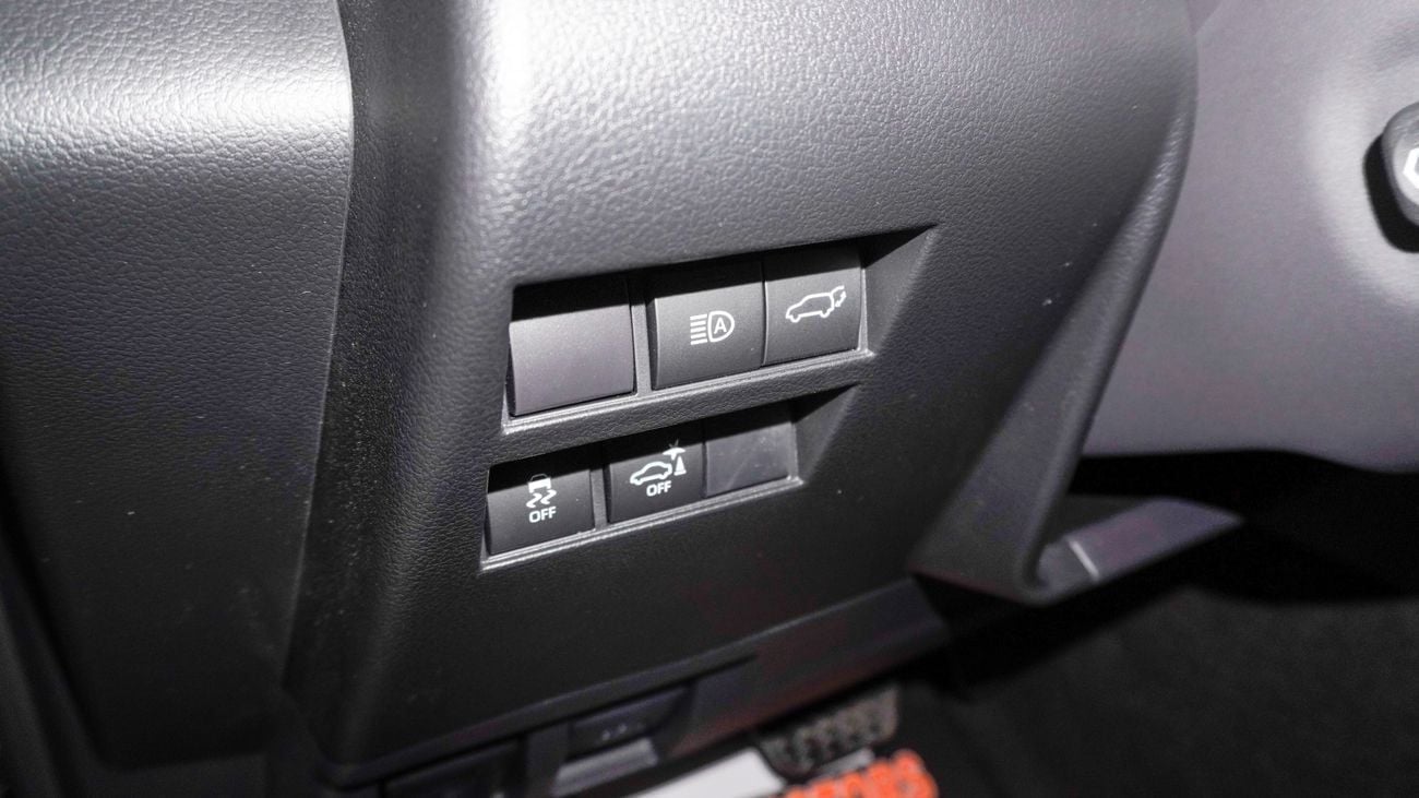 Toyota Land Cruiser 2026 TOYOTA LC 300 - GR SPORT 3.5L PETROL GCC