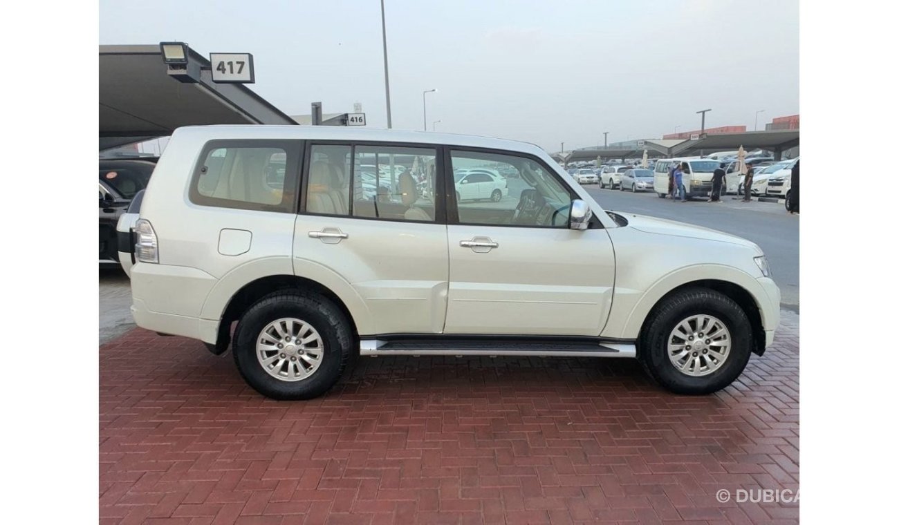 Mitsubishi Pajero GLS Mid GCC