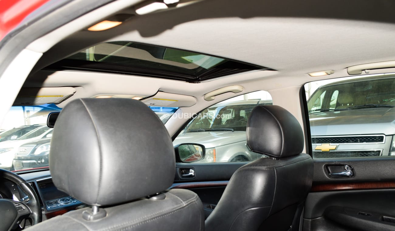 إنفينيتي G25 موديل 2012 لون أحمر خليجى رقم واحد فتحة جلد رنجات حساسات بدون حوادث بحالة ممتازة لاتحتاج لأى مصاريف