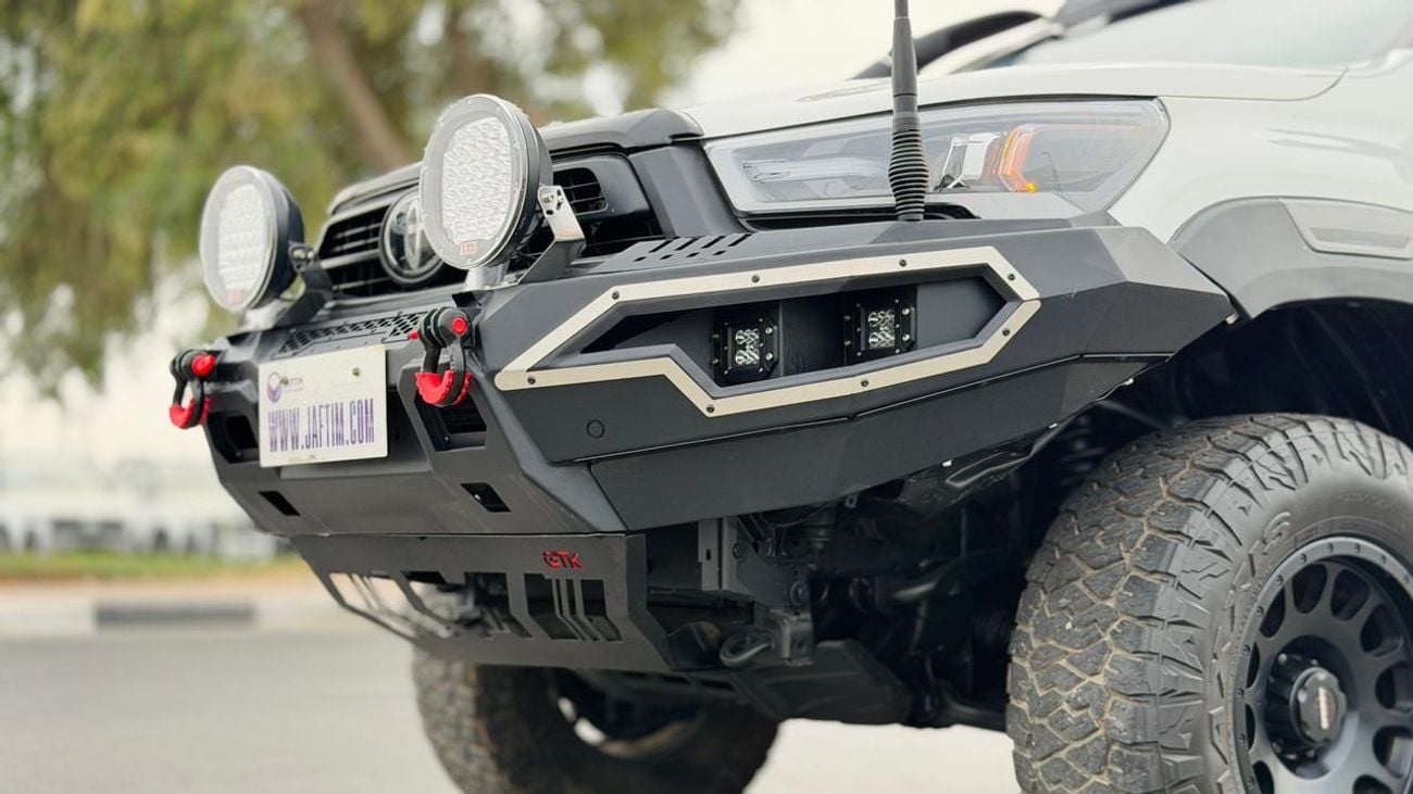 Toyota Hilux OFF ROAD MODIFIED | SMART CAB | 2020 | MANUAL TRANSMISSION | GTK FRONT BULL BAR | 2.8L DIESEL ENGINE